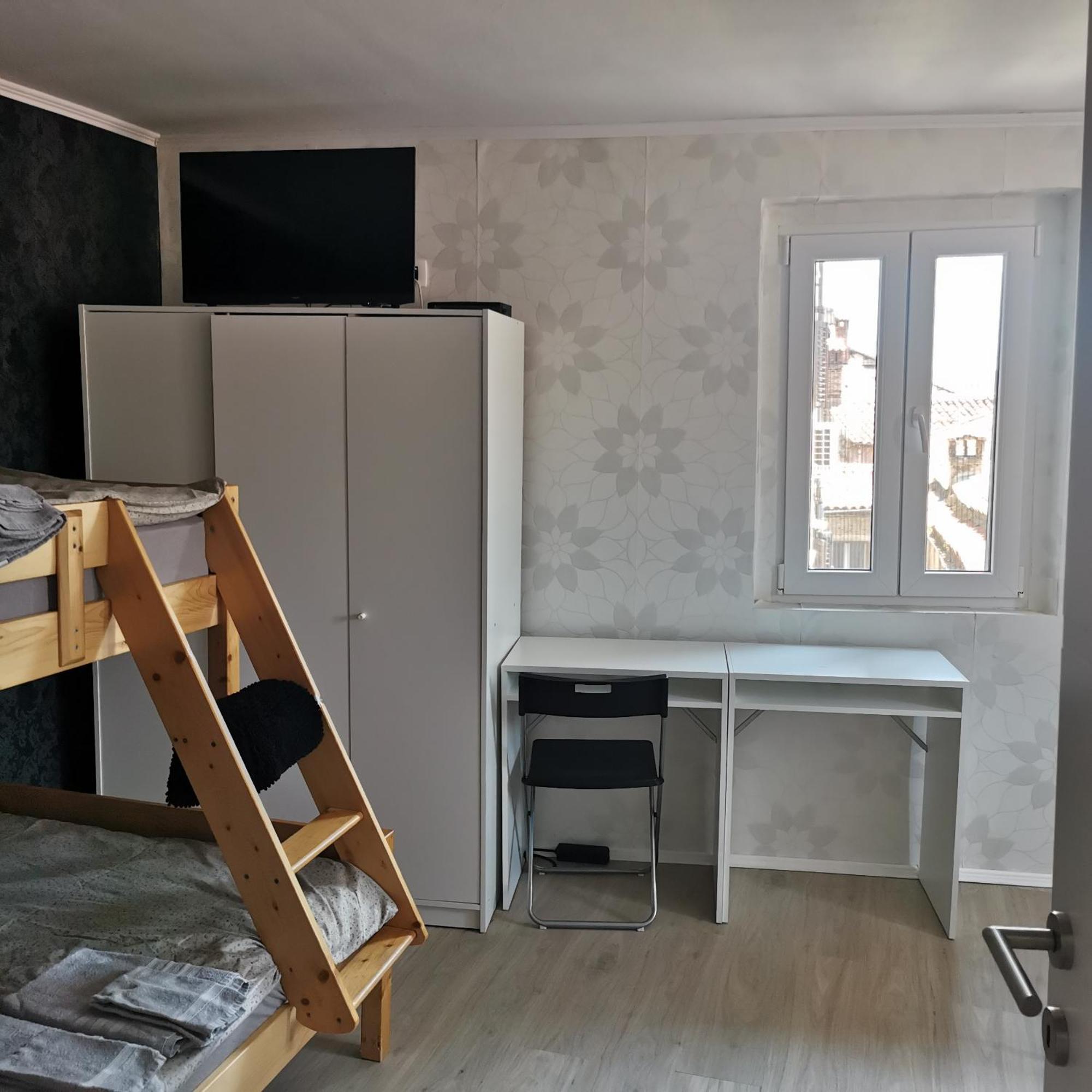 Appartement Apartma Jelena à Koper Extérieur photo