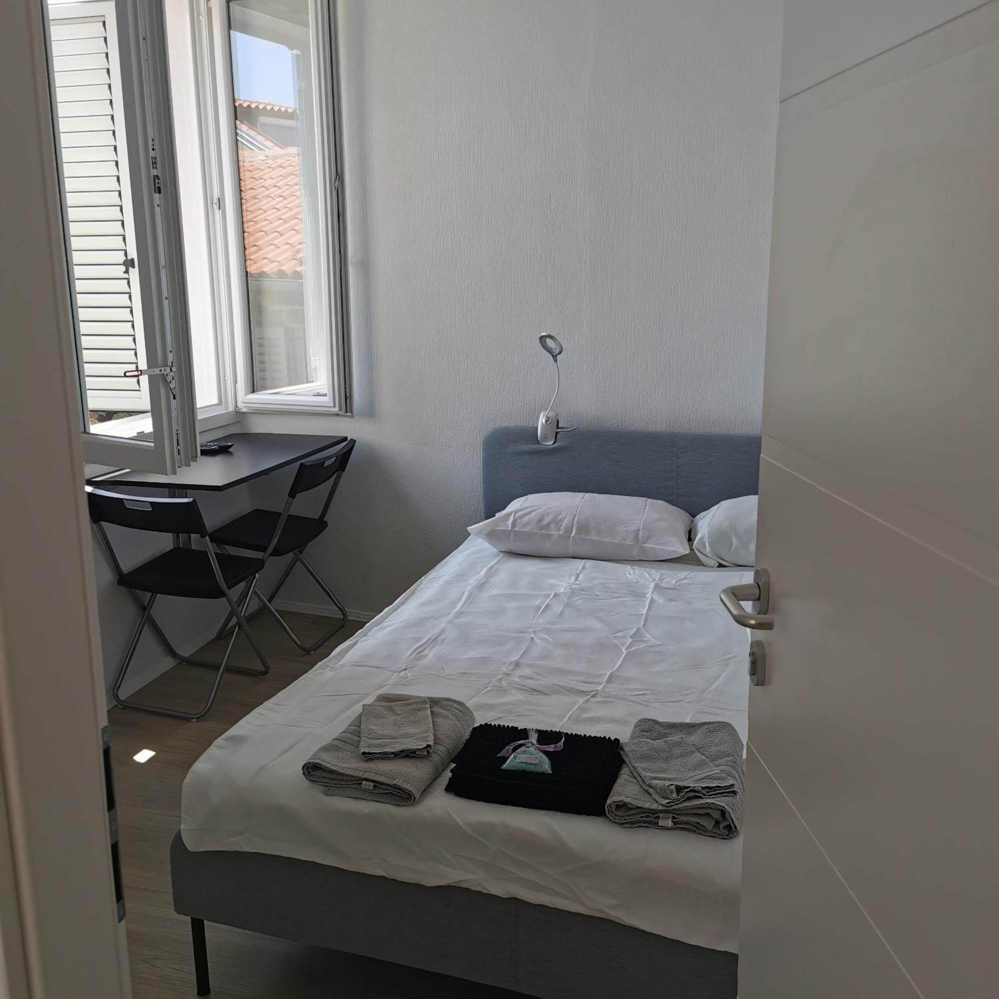 Appartement Apartma Jelena à Koper Extérieur photo